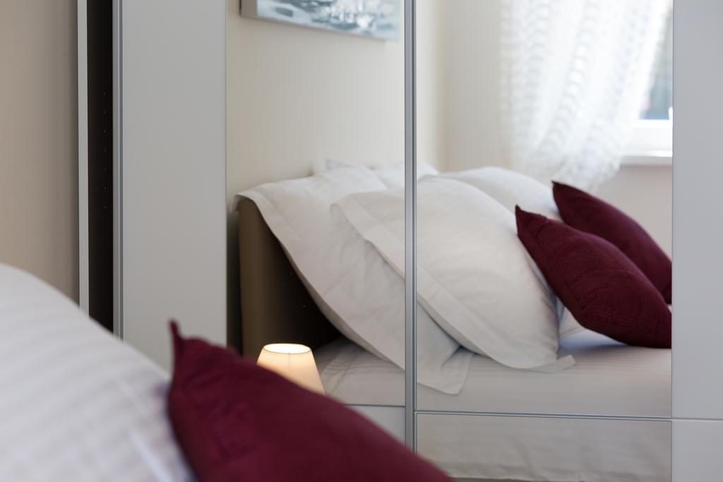 Boutique With Balconies, In Walking Distance To The Sea Apartman