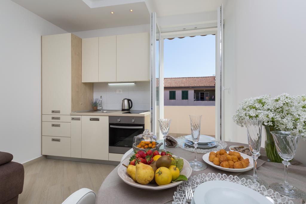 Apartman Boutique With Balconies, In Walking Distance To The Sea Zadar