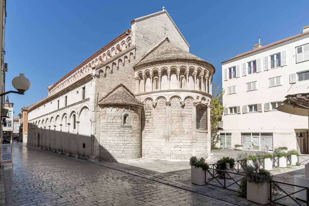 Boutique With Balconies, In Walking Distance To The Sea Apartament Zadar